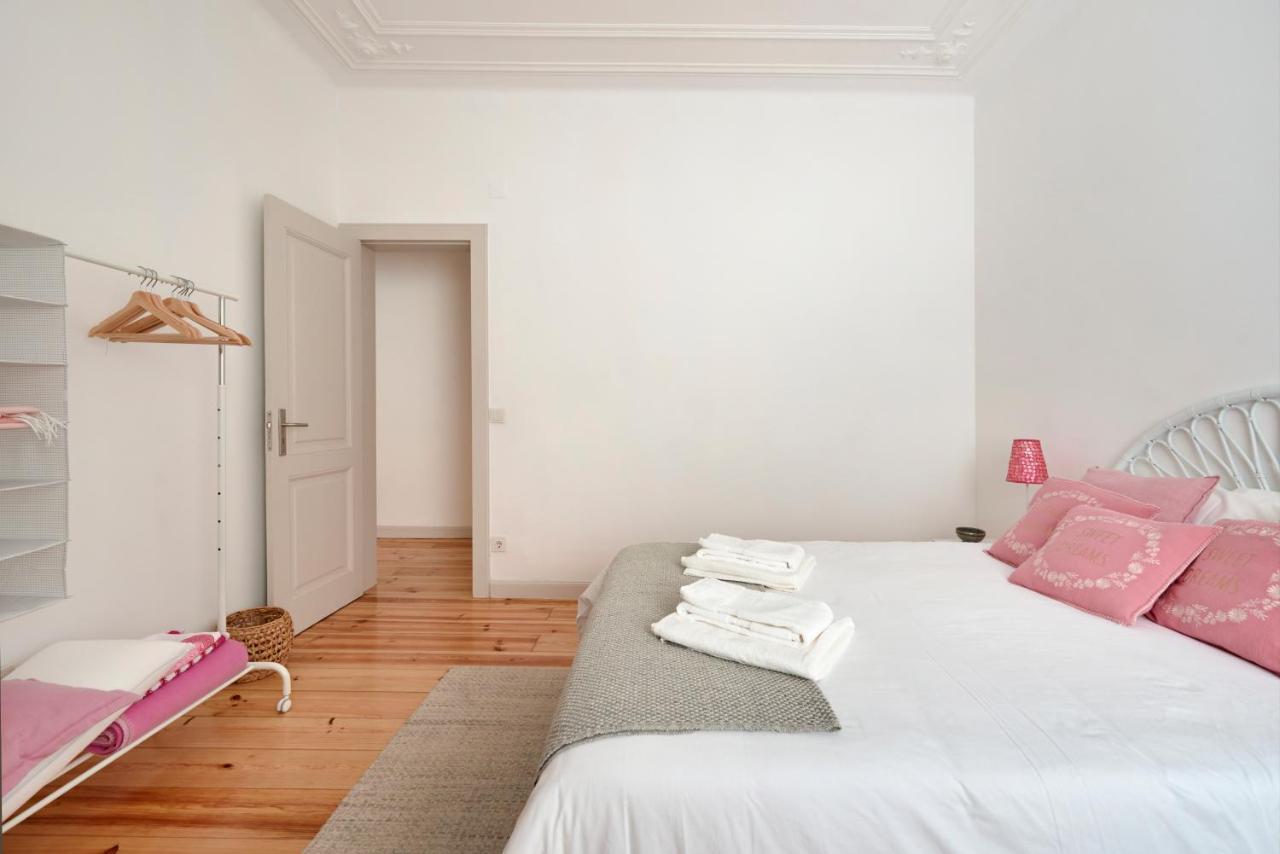 Sunny Apartment With Balcony! Lisbon Bagian luar foto