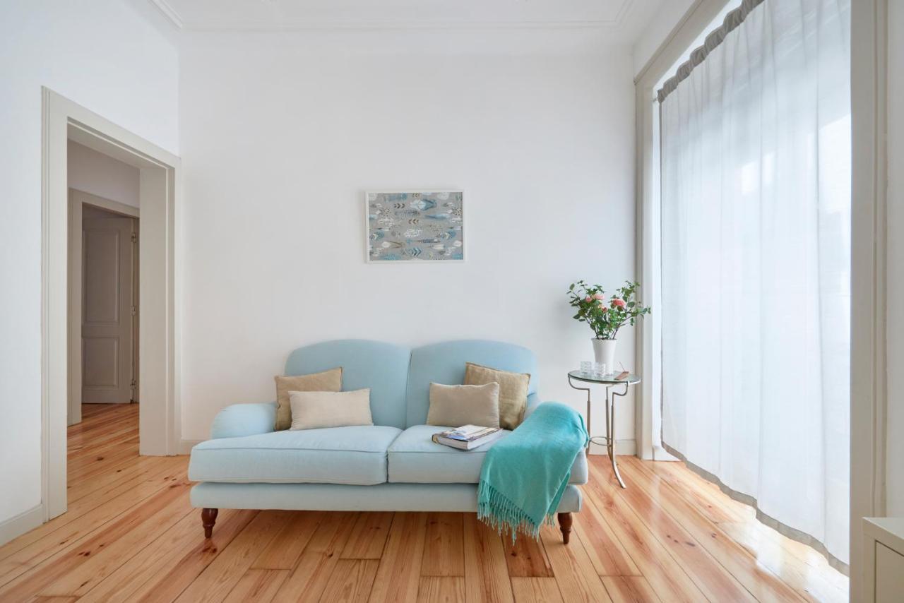 Sunny Apartment With Balcony! Lisbon Bagian luar foto
