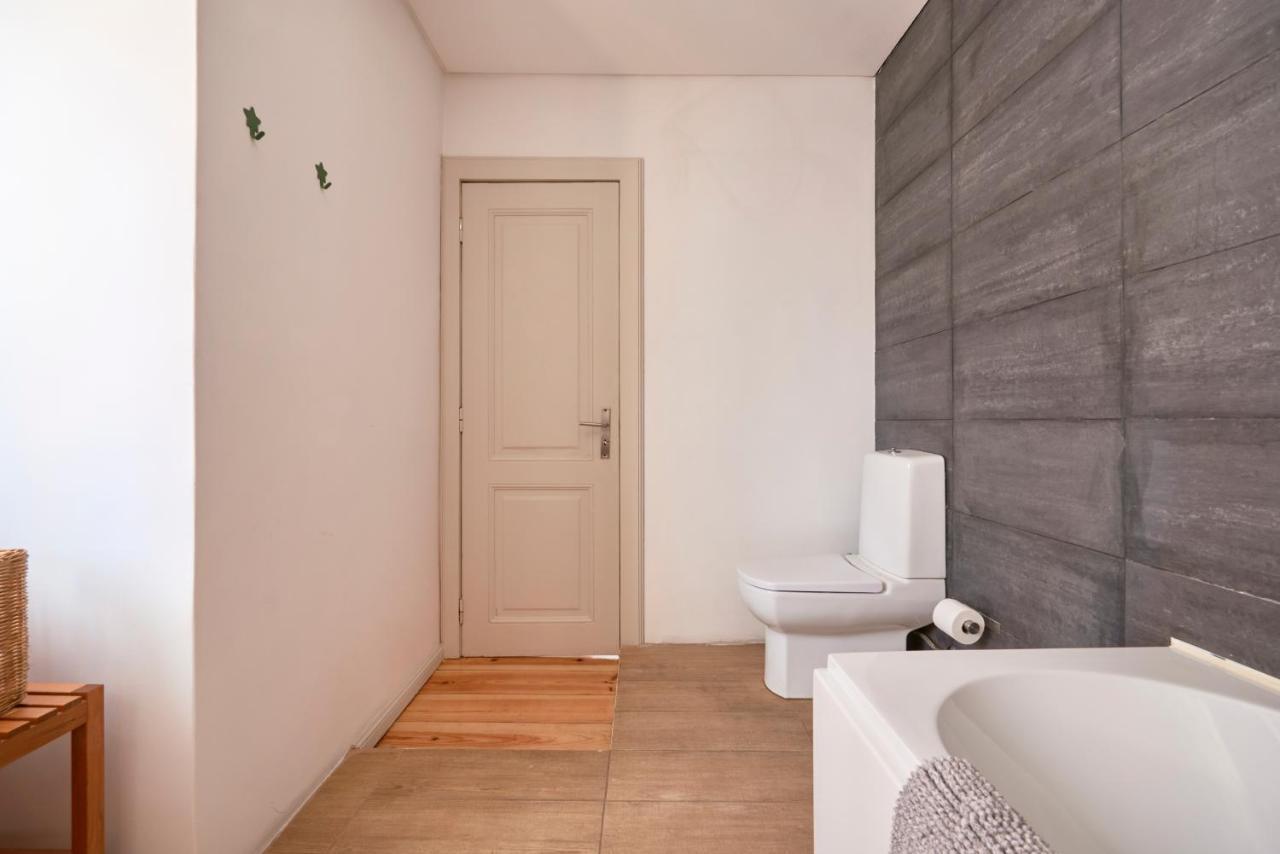 Sunny Apartment With Balcony! Lisbon Bagian luar foto